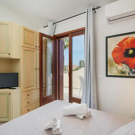 Tavolara San Teodoro (Sardinia)