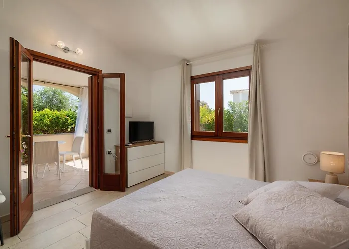 Tavolara Konukevi 4*